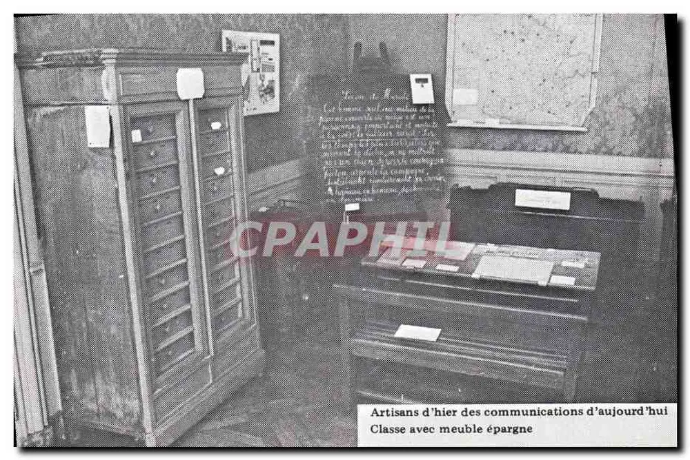 Artífices de ontem das comunicações de hoje — Sala com armário de poupança — Exposição PTT DIPAS 1981 - Frente