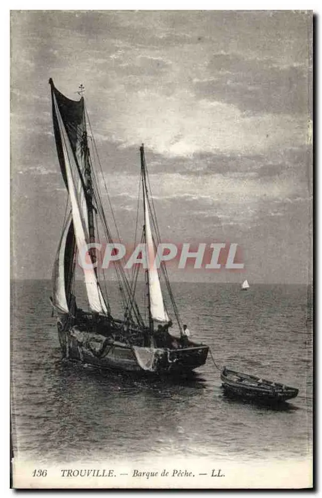 TROUVILLE — Barco de pesca — LL. — 136 - Anverso