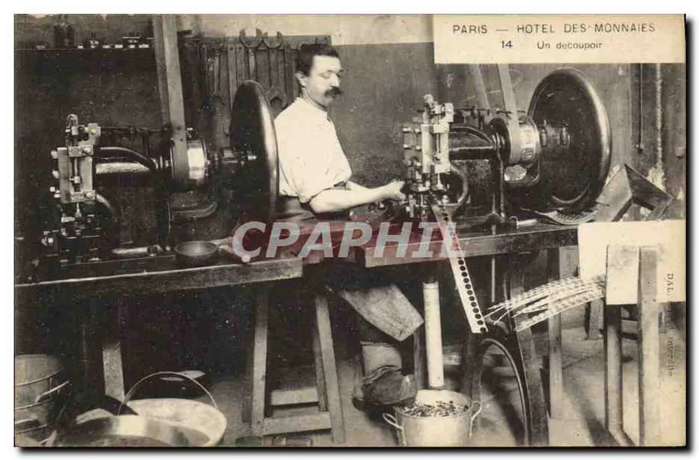 Paris — Münzhof — Eine Schneidemaschine - Vorderseite