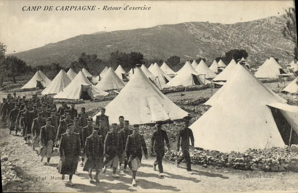 Campo de Carpiagne - Retorno de exercício — Citende fot Marseille — Risoul edit. - Frente