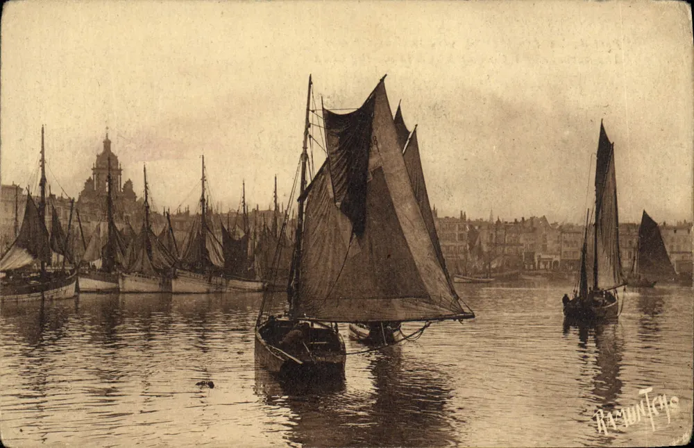 Hafen von La Rochelle — Richtung Grosse Horloge — Éditions d'Art Raymond Bergerin, La Rochelle, n° 6336 - Vorderseite