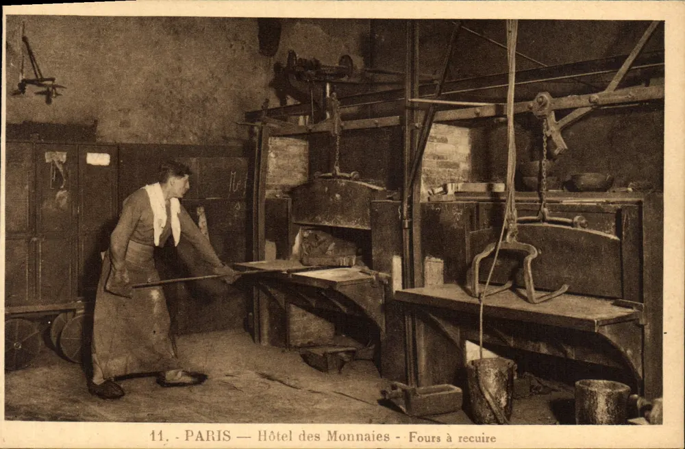 Paris — Hôtel des Monnaies — Ofen zur Glühung - Vorderseite