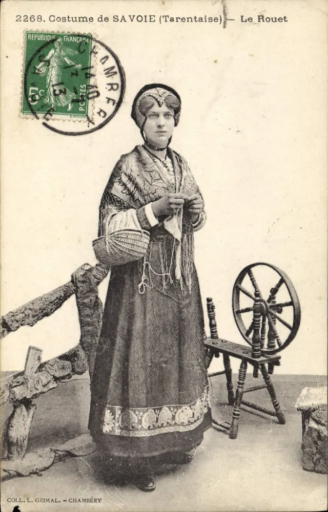 Costume de SAVOIE (Tarentaise) — Le Rouet — Coll. L. Grimal, Chambéry - Vorderseite