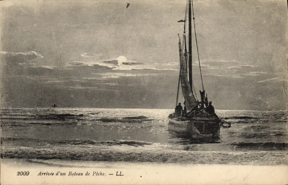 Chegada de um Barco de Pesca — LL. — Imp. Levy Fils & Cie, Paris - Frente