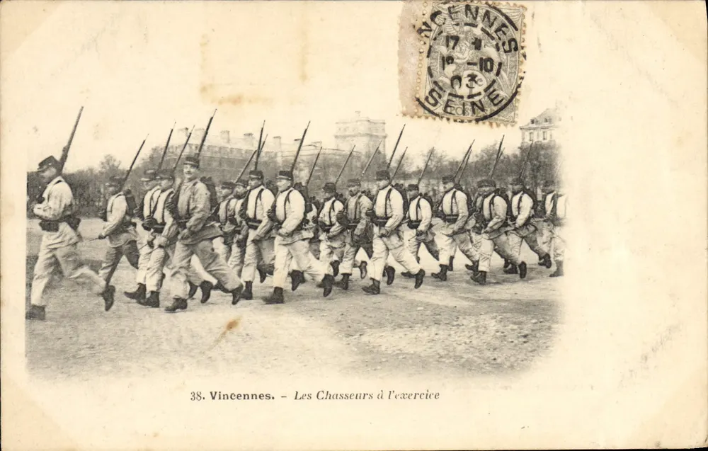 앤티크 엽서 군사 Vincennes 훈련 중 사냥개 - 앞면