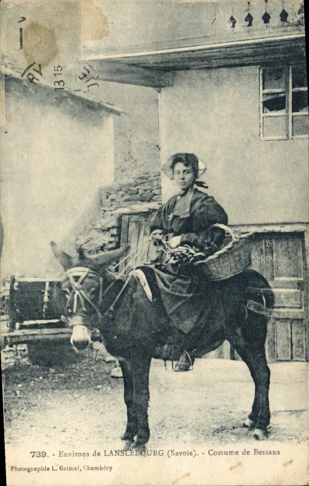 Umgebung von LANSLEBOURG (Savoie) — Kleidung von Bessans — Photographie von L. Grimal, Chambéry - Vorderseite