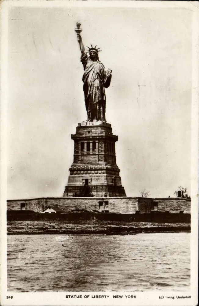 Statue der Freiheit — New York — (c) Irving Underhill, n° 249 - Vorderseite