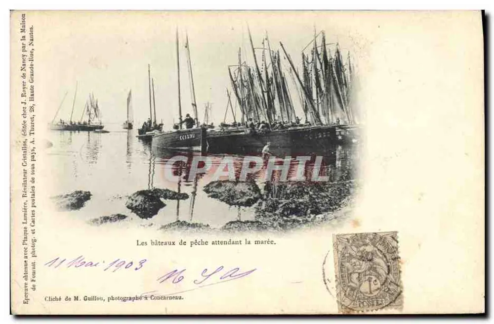 Os barcos de pesca esperando a maré — Concarneau, Alta Garonna — Cliché de M. Guillou, fotografado em Concarneau - Frente