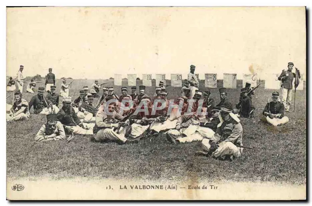 La Valbonne (Ain) — Escola de Tiro - Frente