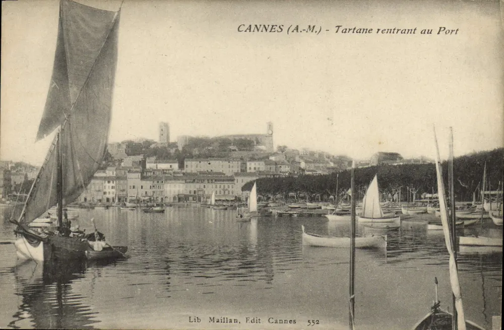 CANNES (A.M.) - Tartane, die zum Hafen zurückkehrt — Lib Maillan, Edit Cannes 552 - Vorderseite
