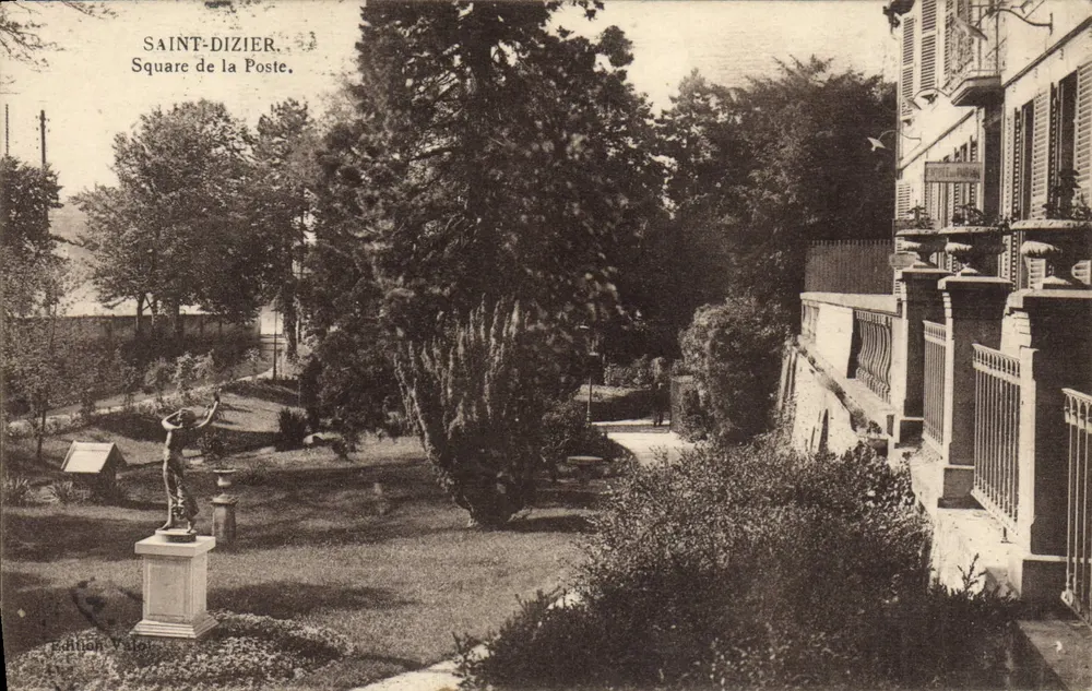 Saint-Dizier — Plac Poczty — wydawnictwo Vilo - Awers