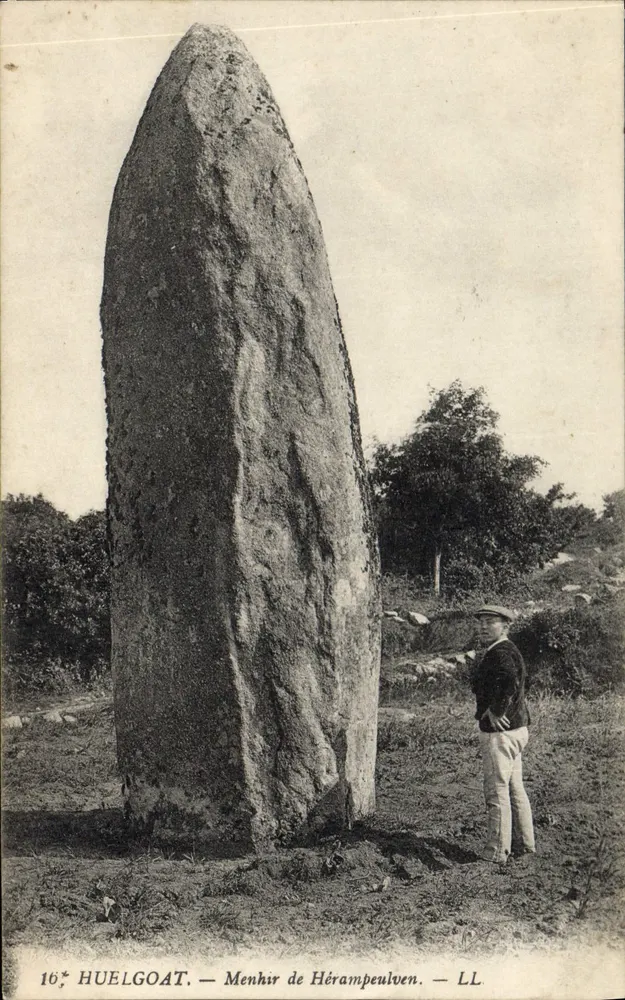 Menhir de Hérampelven — Huelgoat — LL - Vorderseite