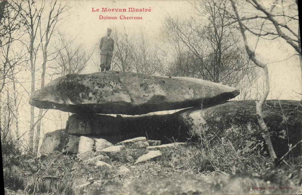 Dolmen Chevresse — Le Morvan Illustré — G. Gervais, édit., Saulieu - Frente