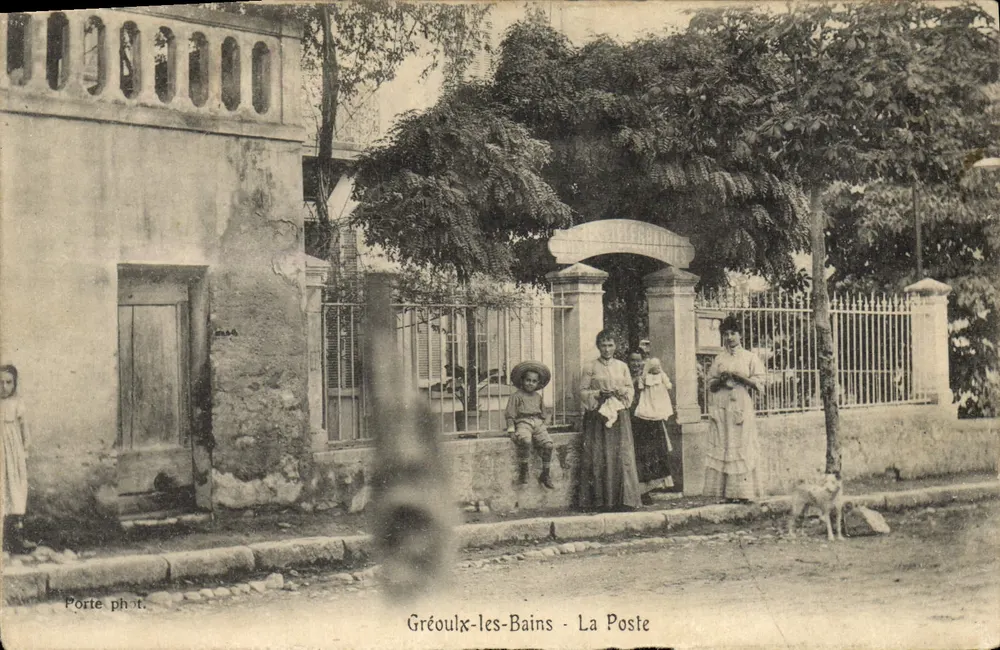 Gréoult-les-Bains — La Poste — Porte phot. - Frente