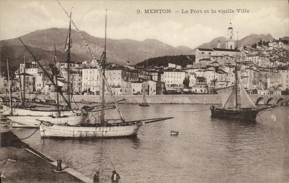 Menton — Der Hafen und die Altstadt — Unbekannter Verlag, Nr. 9 - Vorderseite