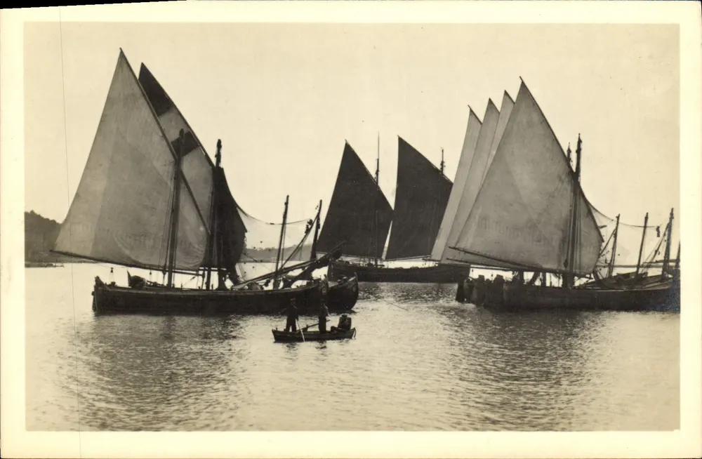Pareno - barcos de pesca — Cartolera di Coana - Pareno, n° 22538 - Frente