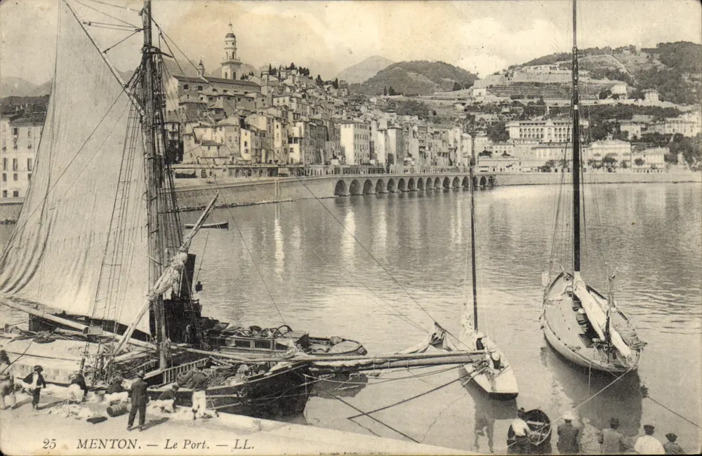 Menton — Port — LL. — n°25 - Awers