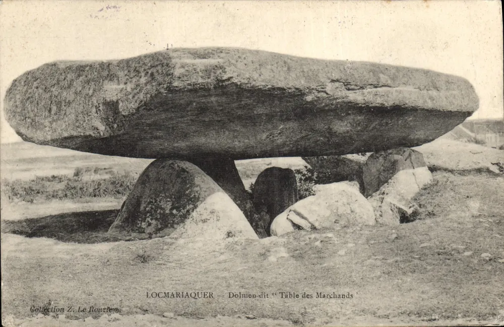 Locmariaquer — Dolmen chamado 'Tabela dos Mercadores' — Coleção Z. Le Rouzé - Frente