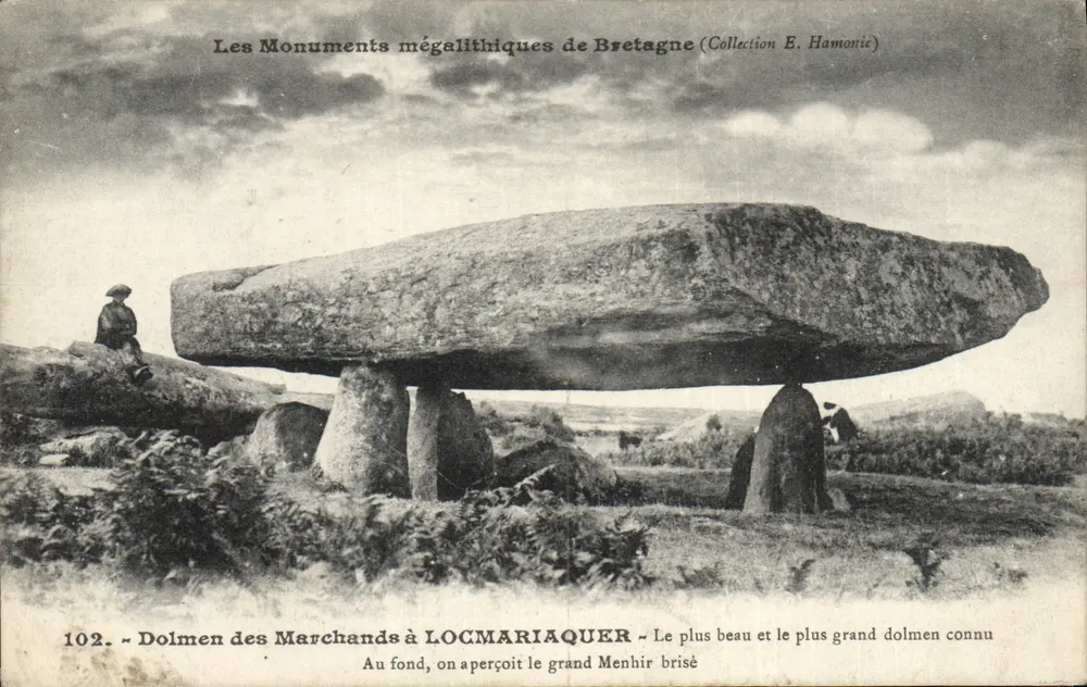 Dolmen dos Mercadores em Locmariaquer — O mais belo e maior dolmen conhecido — Coleção E. Hamonic - Frente
