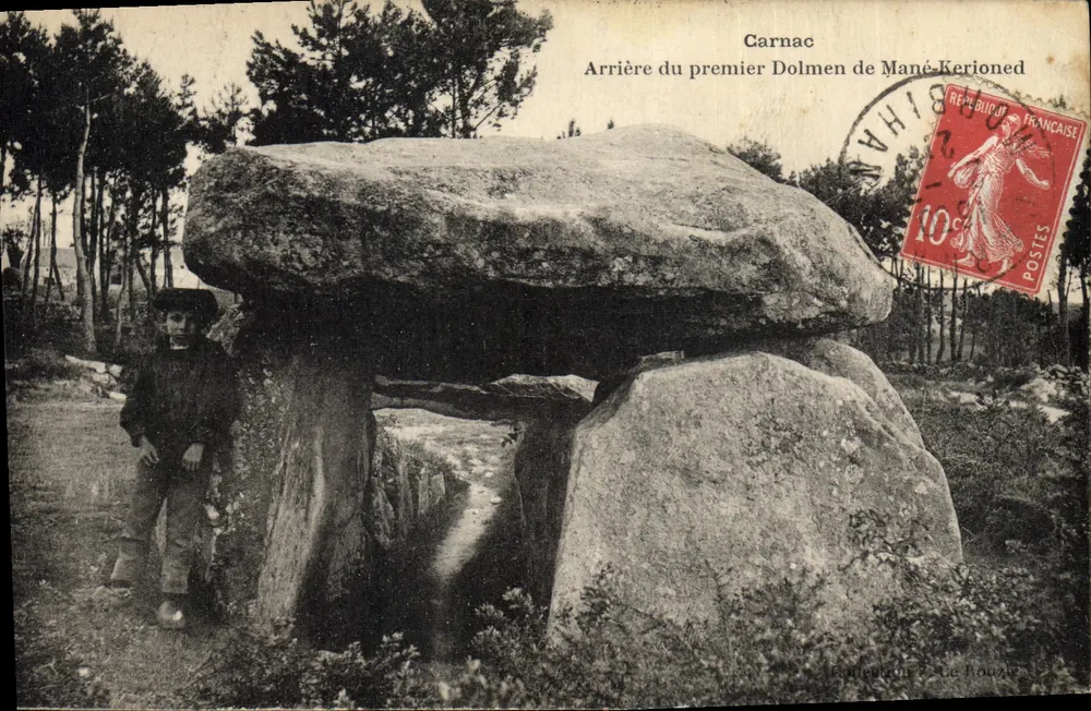 Carnac — Rückseite des ersten Dolmens von Mané-Kerioned — Sammlung Le Rouzic - Vorderseite