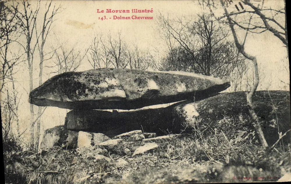Dolmen Chevresse — Le Morvan illustré n°143 — G. Darvès, éditeur, Savillien - Frente