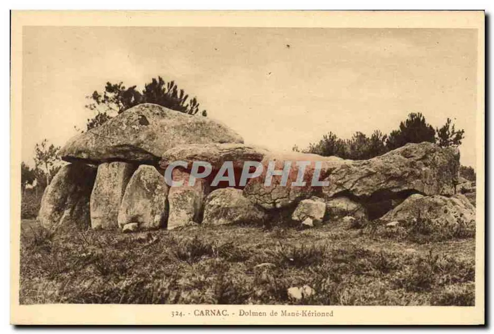 Carnac - Dolmen de Mané-Kérioned — n°324 — editor Carnac - Frente