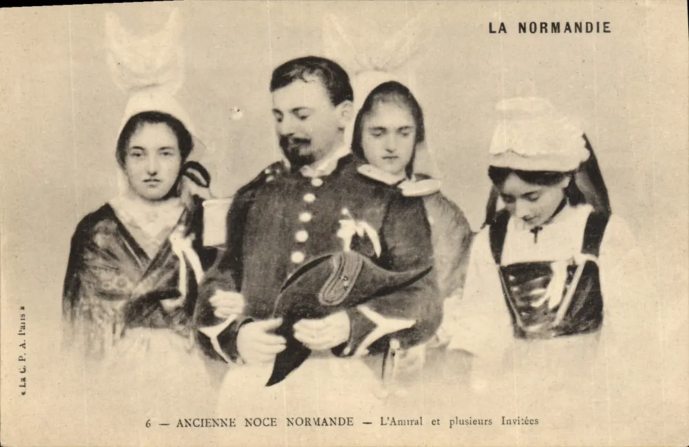 Antike Hochzeit in der Normandie — Der Admiral und mehrere Gäste — Antike Ansichtskarte Paris n°6 - Vorderseite