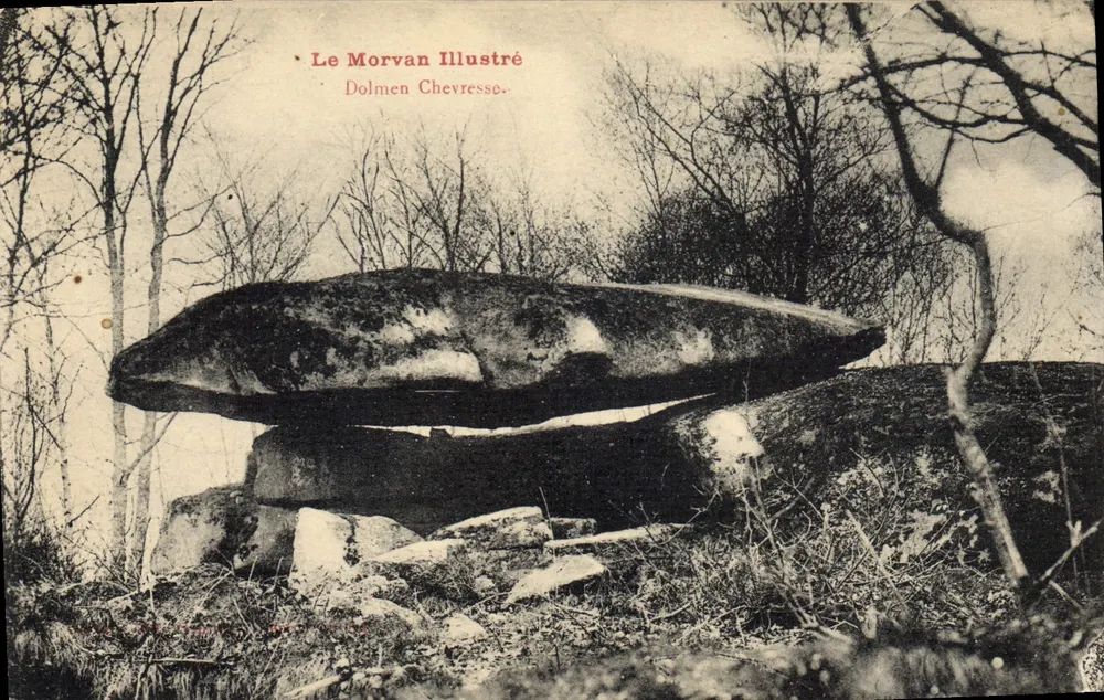 Dolmen Chevresse — Le Morvan Illustré — n°1 - Frente