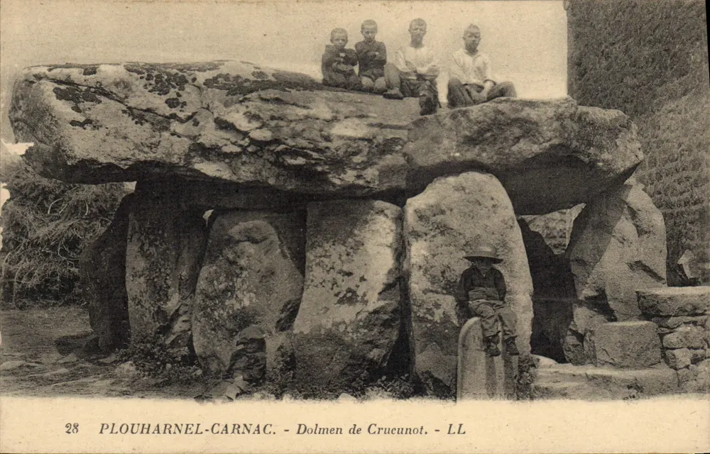 PLOUHARNEL-CARNAC — Dolmen de Cruceunot — LL - Frente