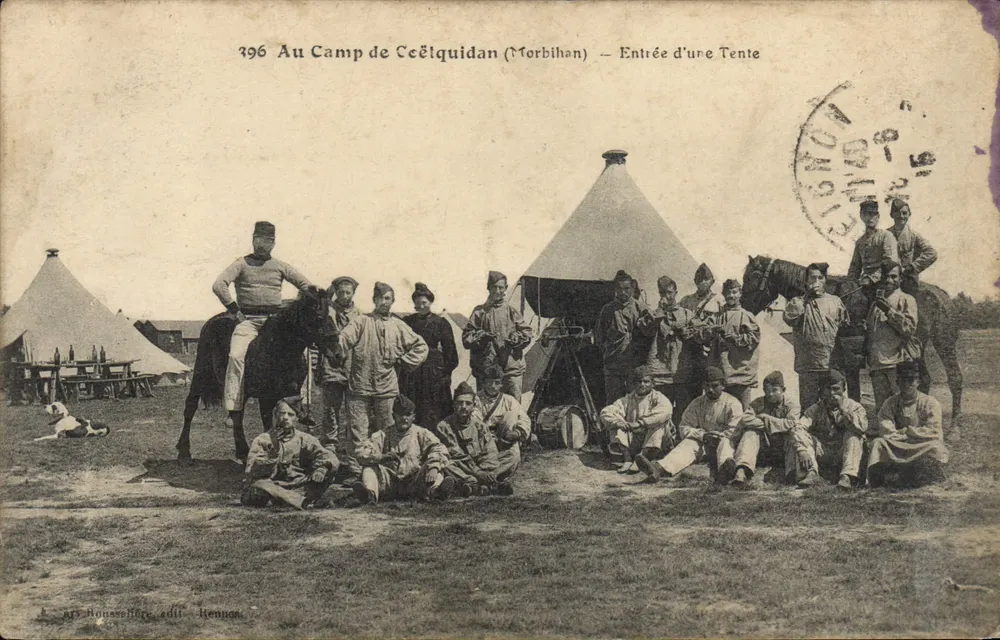 Camp de Céélquidan (Morbihan) — Eingang einer Zelt — ARS Roussellère, Rennes, n°396 - Vorderseite