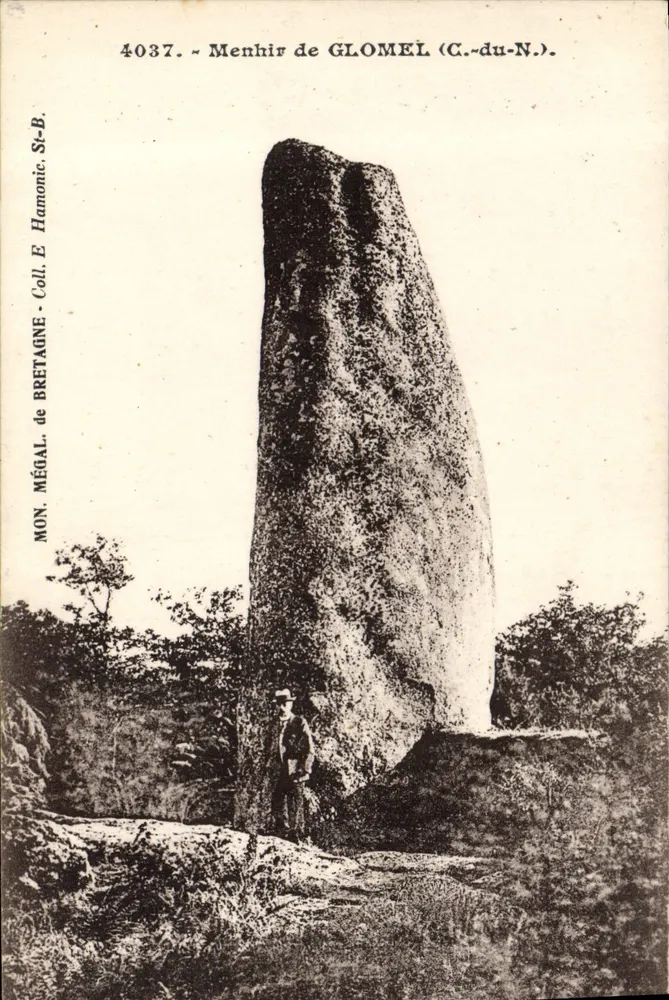 Menhir de Glomel (C.-du-N.) — Monumento megalítico — Edição E. Hamonic, série 4037 - Frente