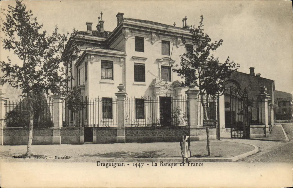 Draguignan - A Banque de France — Phototyp E. Lacour - Marseille - Frente