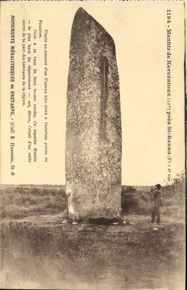 Menhir von Kervéatoux — Megalithischer Monument 12m nahe St-Renan (Finistère) — Coll. E. Hamonic, St-B - Vorderseite