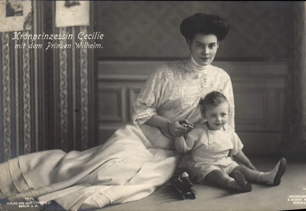 Kronprinzessin Cecilie — avec le Prince Wilhelm — éditeur VERLAG VON GUST. LIERSON & CO. Berlin S.W. n°1924 - Vorderseite