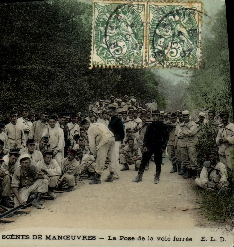 Szenen von Manövern — Aufbau der Schienenstrecke — E. L. D. - Vorderseite