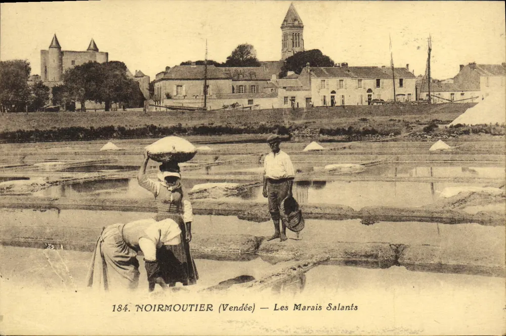 Noirmoutier (Vendée) — Os Marais Salants — J. Nozaus, Edição 18, Av. du Coteau, Nantes - Frente