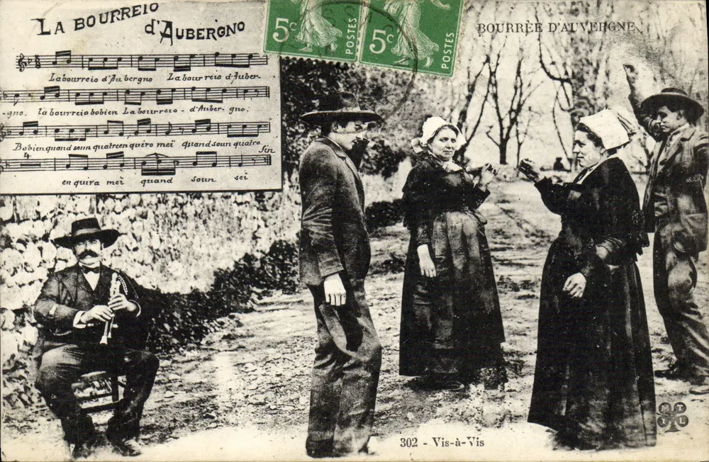 Bourrée de Aubergne — cena de aldeia com músico e dançarinos — Vis-à-Vis n°302 - Frente