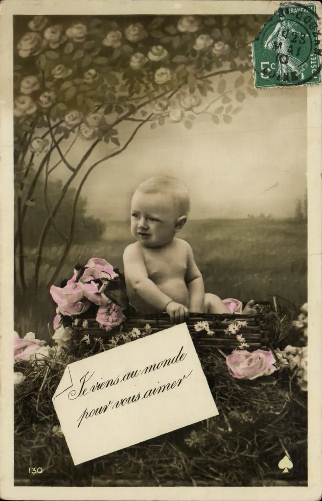Bebê em um cesto de rosas — carta postal ilustrada — editor anônimo, n° 130 - Frente