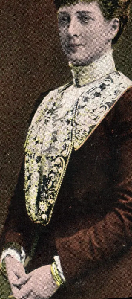 Portrait d'une dame — en costume orné de broderies dorées — éditeur Billard & Lang, série 'National' - Frente