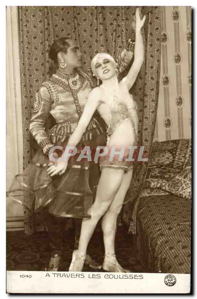 Duas bailarinas — cena de espetáculo — Paris, edição Paris Gau Saph - Frente