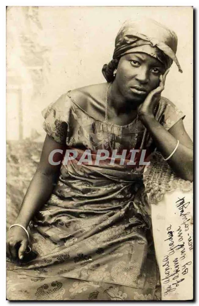Mulher africana — retrato — editor desconhecido, número de série não visível - Frente