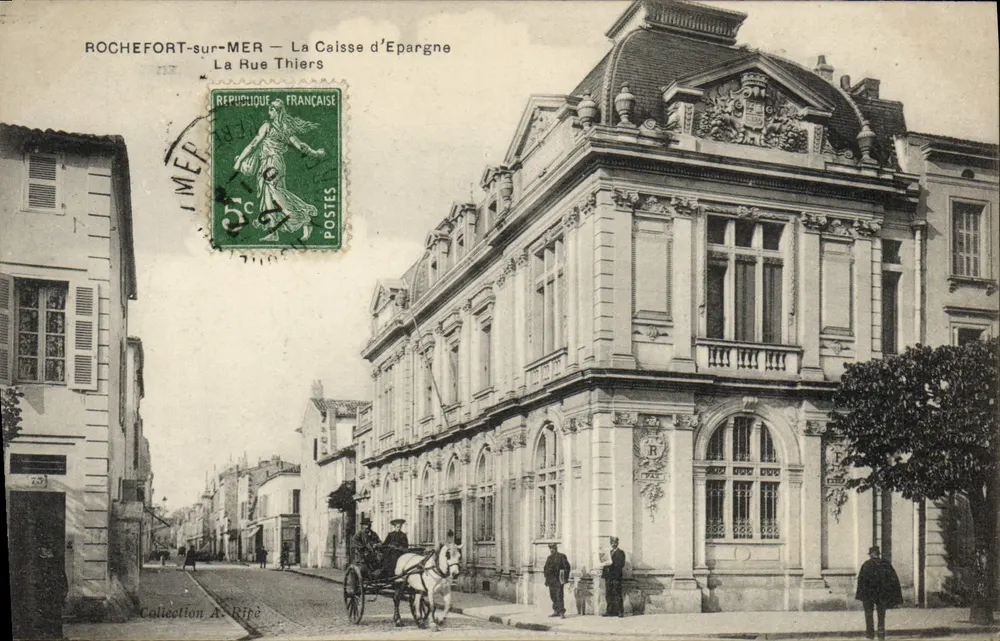 ROCHEFORT-sur-MER — Die Sparkasse, Straße Thiers — Sammlung A. Ripé - Vorderseite