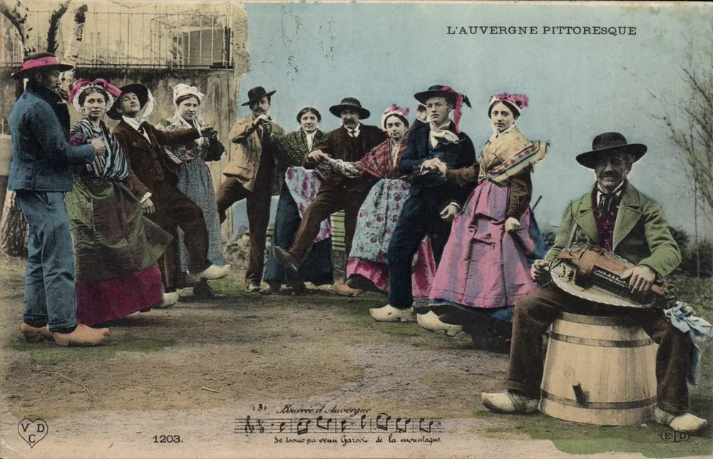 Bourrée d'Auvergne — A Auvergne pitoresca — editor V.D.C. n° 1203 - Frente
