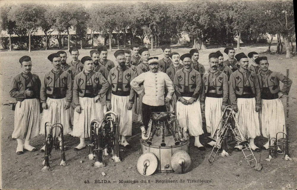 Blida — Musik des 1. Regiments der Tirailleurs — Hébert & Darche, n°43 - Vorderseite