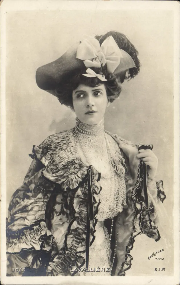 Lavallière — Portrait der Schauspielerin — Reutlinger Paris, n° 90/5 - Vorderseite