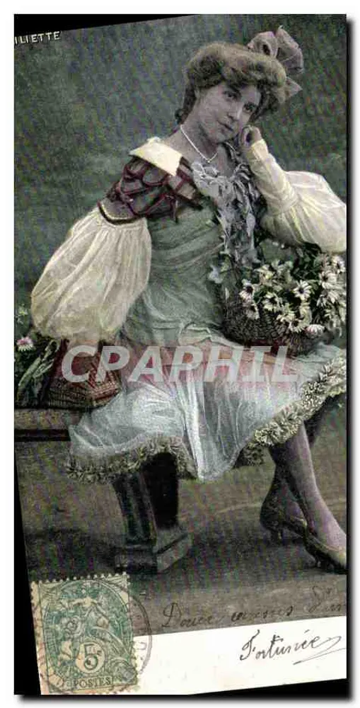 Frau in einem alten Stil Kleid — mit Blumenkorb — veröffentlicht von LILLETTE - Vorderseite