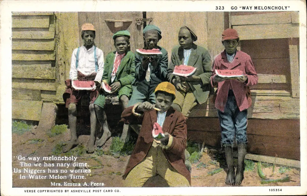 Cinq enfants avec des tranches de pastèque — scène de rue — Mrs. Emma A. Peers, Asheville Post Card Co. n° 323 - Frente