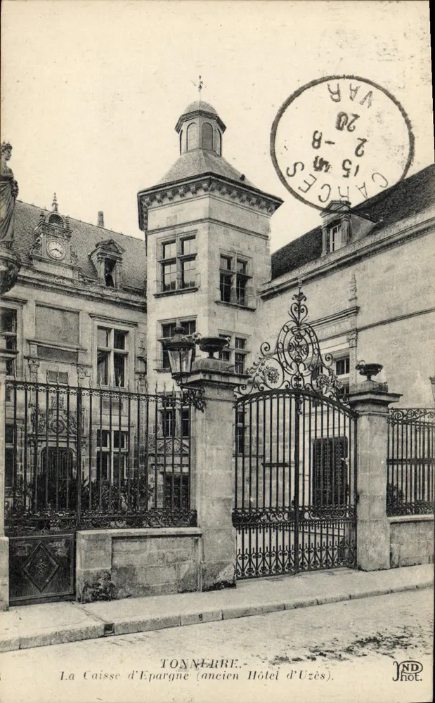 Tonnerre. Die Sparkasse (ehemaliges Hotel d'Uzès) — Verlag IND. hot. - Vorderseite