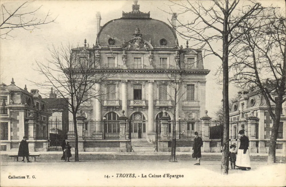 Troyes - A Caixa de Economia — editor desconhecido, n° 14 - Frente