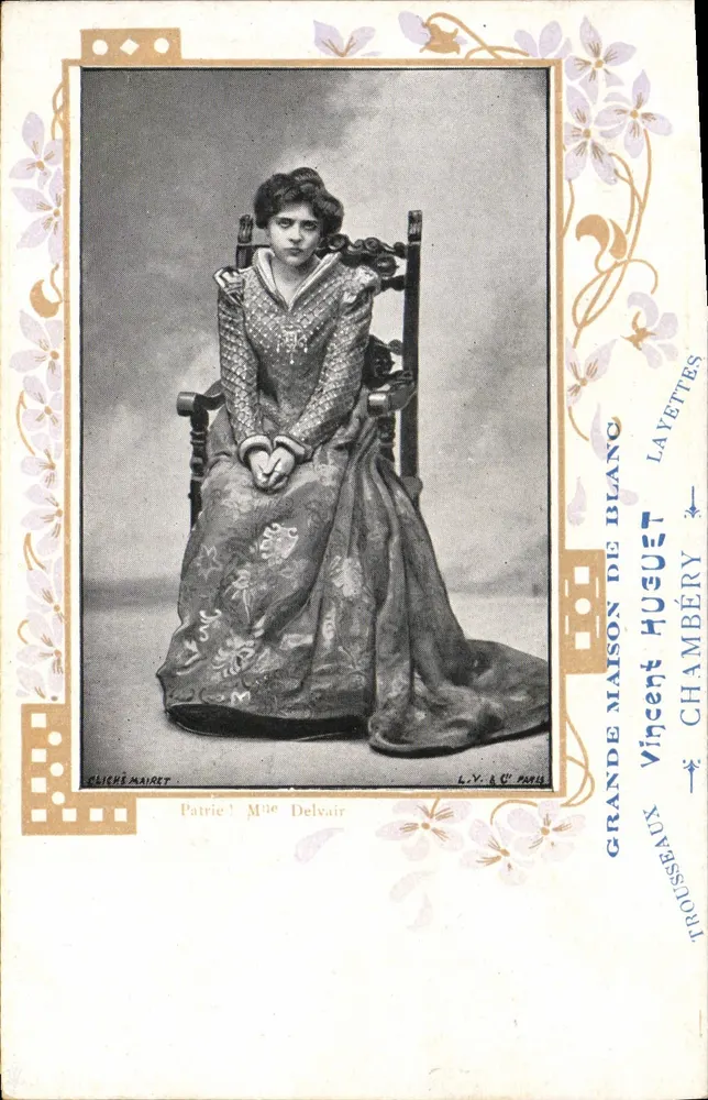 Mme Delvair — Patrice — Studiofotografie — L.Y. & Cie, Paris - Vorderseite
